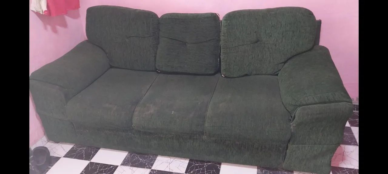 Sofá.200 reais.