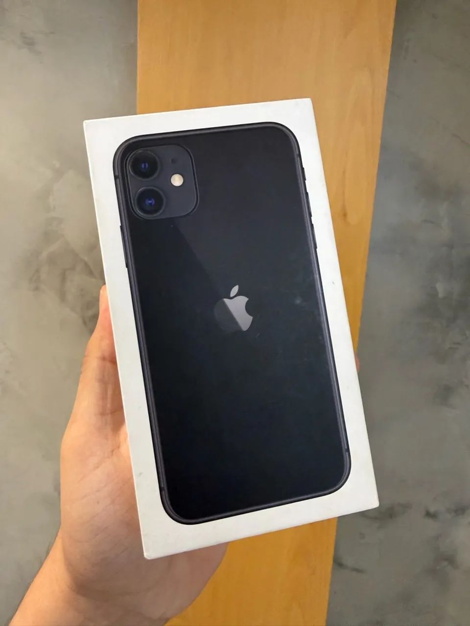 Caixa iPhone 11 128GB Preto 