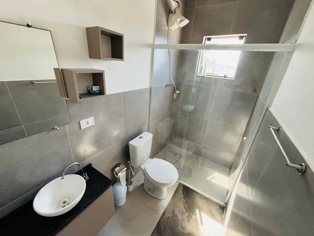 Sobrado com piscina e suite matinhos - Foto 4
