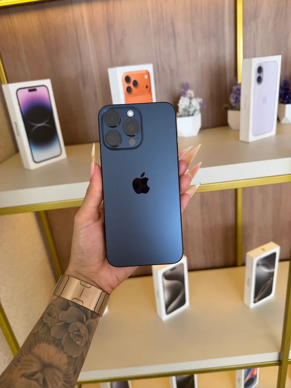 iPhone 15 Pro Max 512gb Titânio Azul  - Foto 3