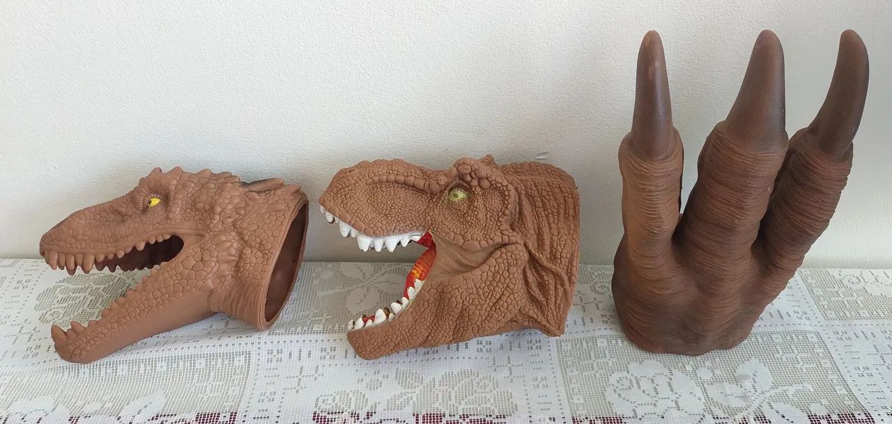 Boneco de Dinossauros
