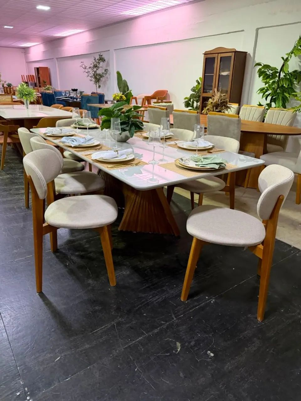Conjunto Mesa Helena base de madeira 2,20x1,10
