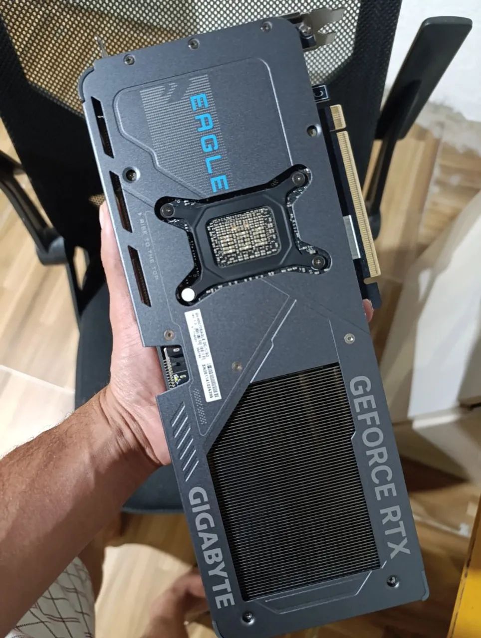Rtx 5070 Eagle  - Foto 3