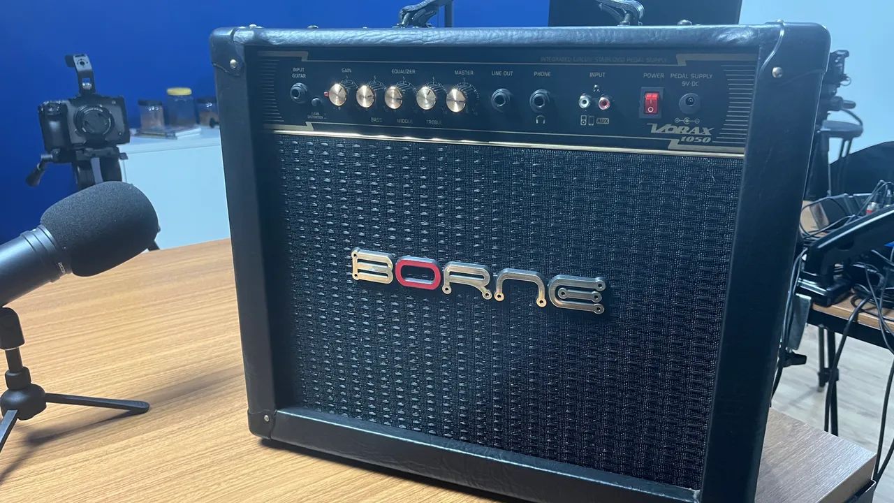 Caixa de Guitarra Borne 50w