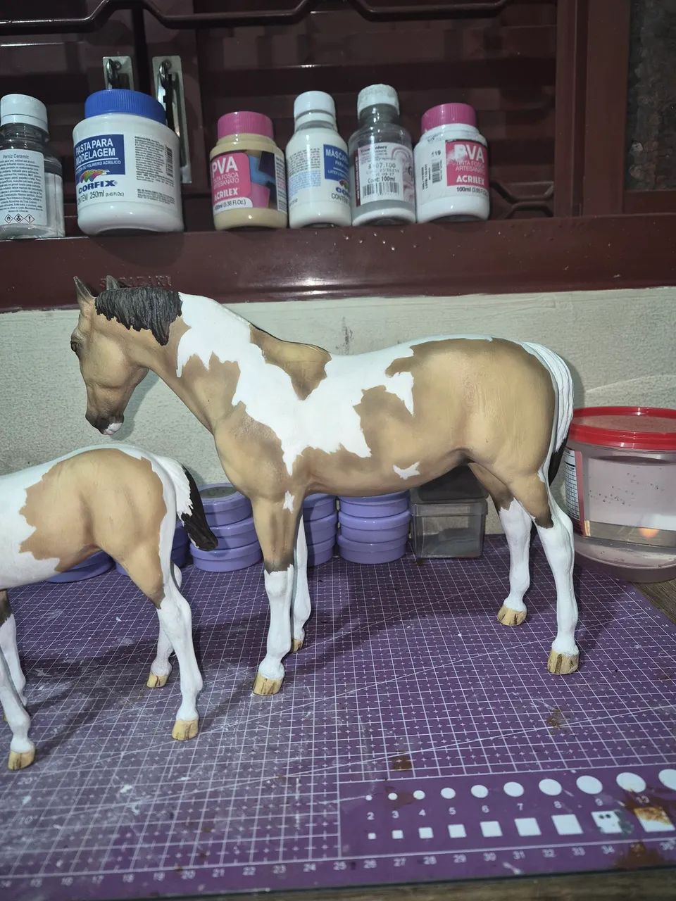 Cavalos da Breyer - Égua e potro - Foto 3