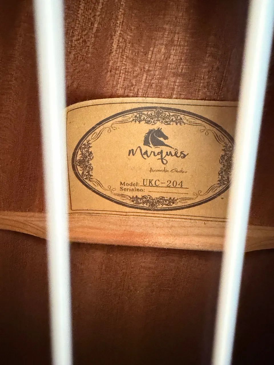 Ukulele Marques UKC 204 - Foto 2