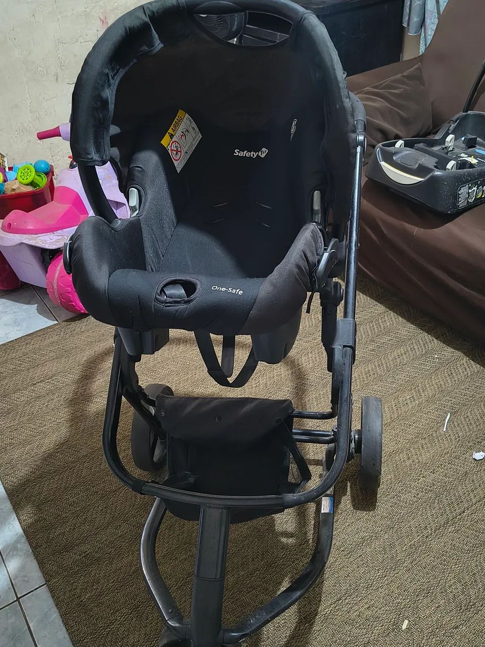Vendo berço menina, carrinho com bebê conforto  - Foto 3