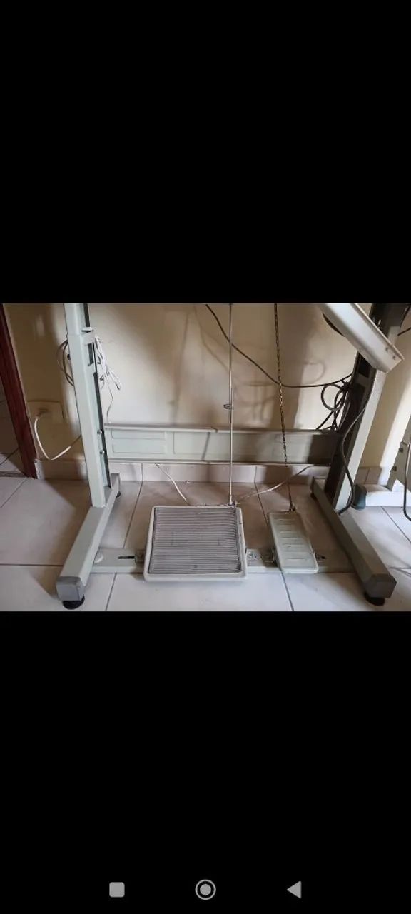 Máquina de costura overlock  - Foto 3