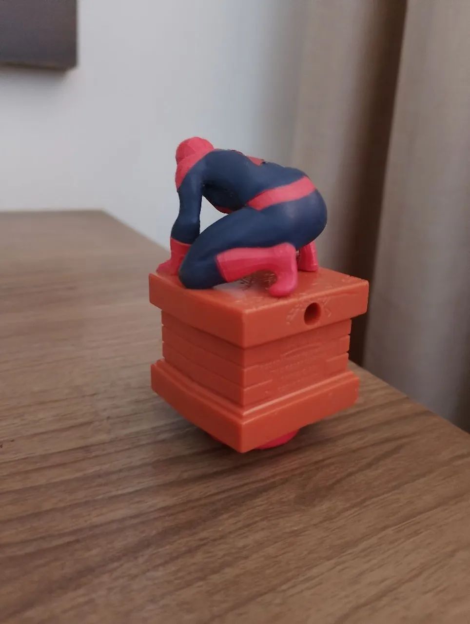 Boneco HOMEM-ARANHA Páscoa LACTA - Foto 2
