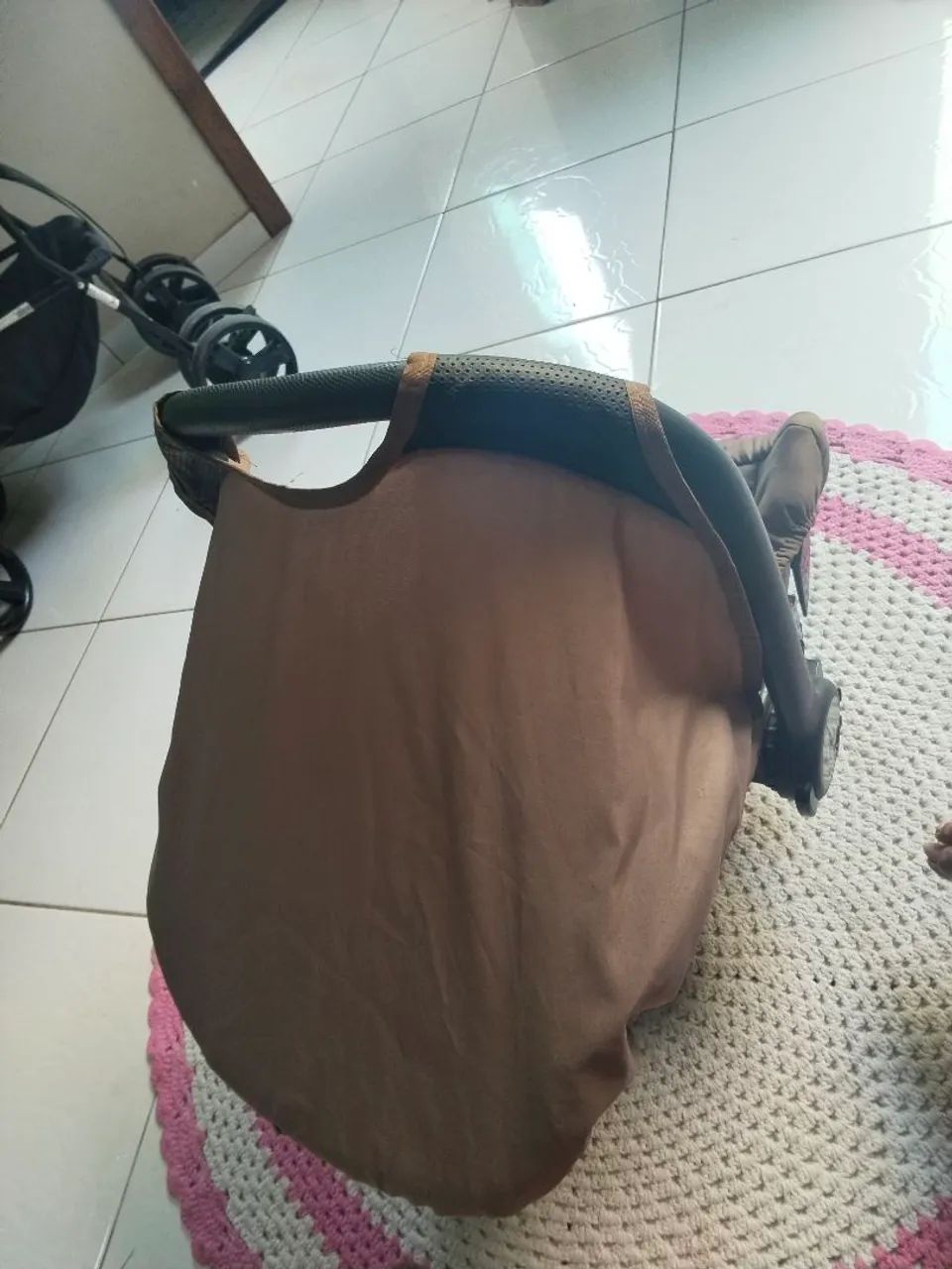 Estou vendendo esse bebê conforto  - Foto 2
