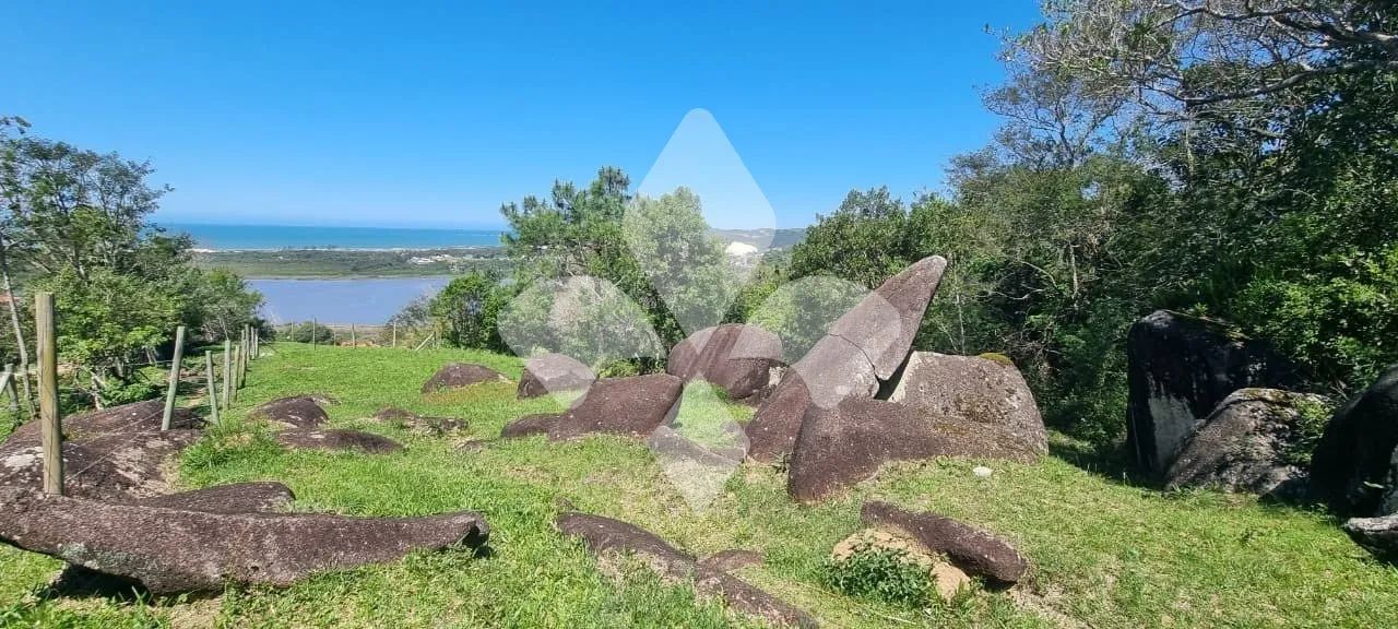 Terreno com 5.024,91m², Costa do Macacu, Garopaba/SC