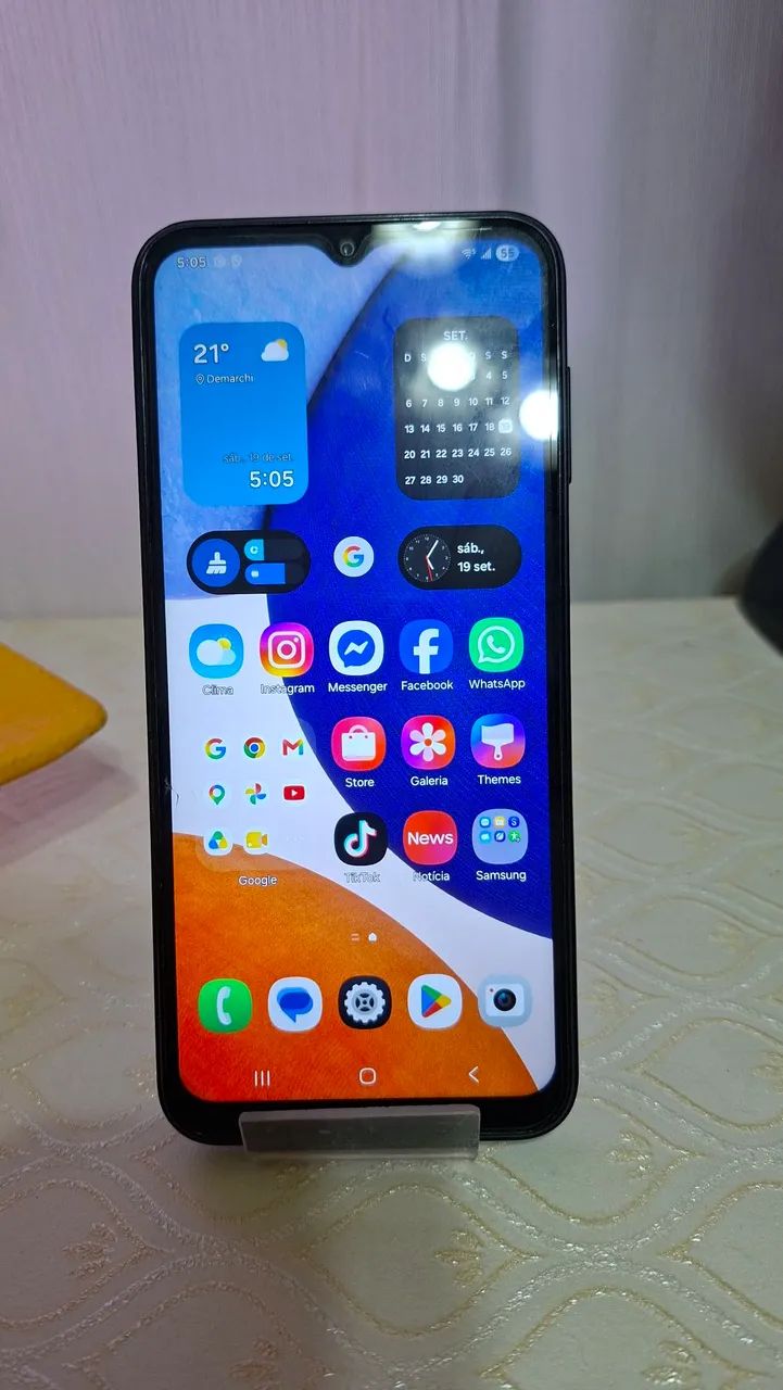 Samsung A14 5g 64g ótimo para o Dia a dia.