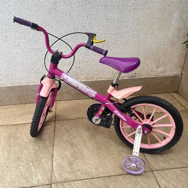 Vendo excelente bicicleta infantil - Foto 2