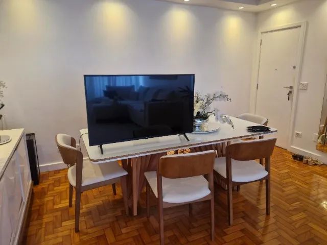 TV LG 43" - MODELO UN7300PSC