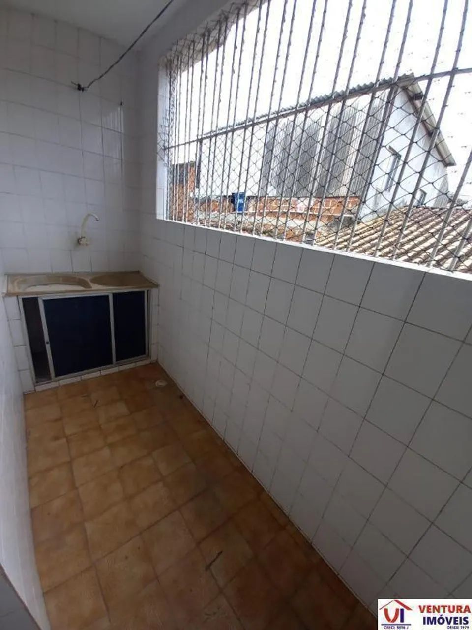 Galpão/Prédio Comercial à Venda em Guadalupe - Foto 2