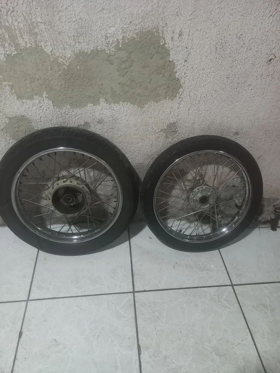 Par de roda titan 