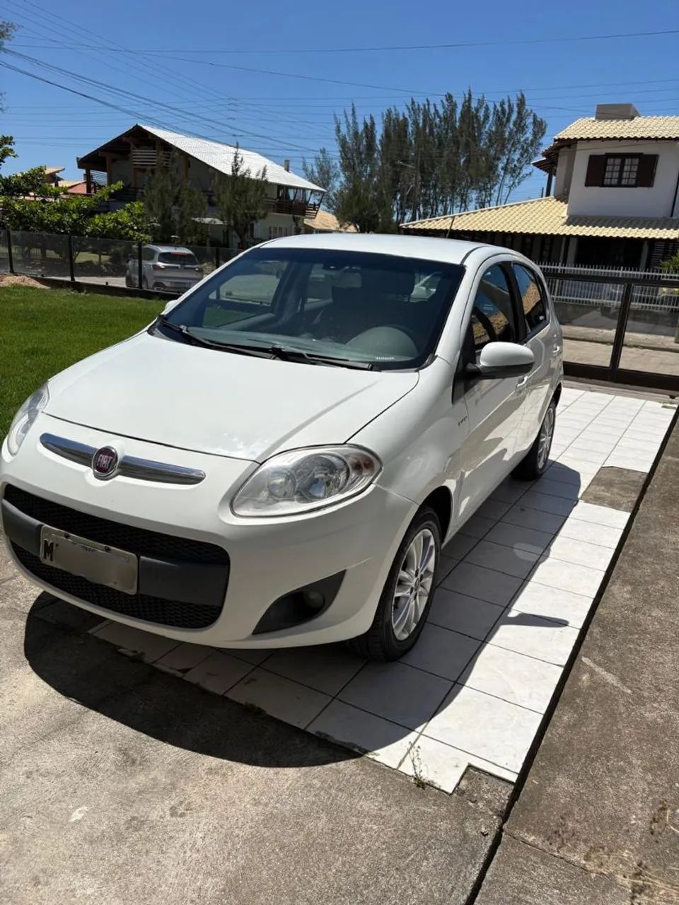 Fiat Palio Essence Dualogic 1.6 Flex 16V 5P 2015 - Foto 3