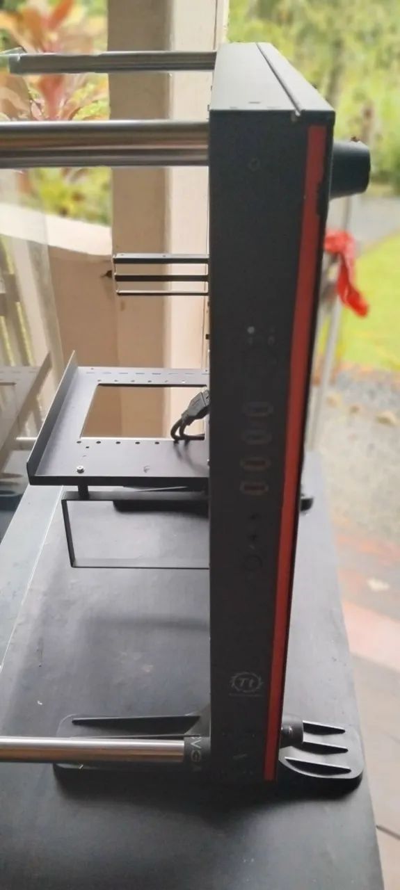 Gabinete Thermaltake Core P3 - Foto 4