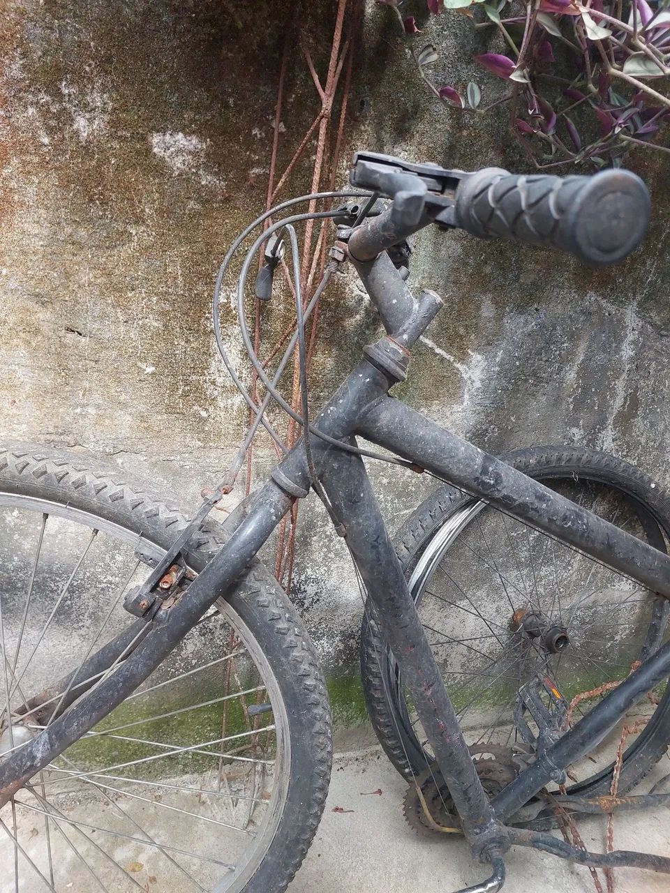 Bicicleta aro 26 sucata - Foto 2