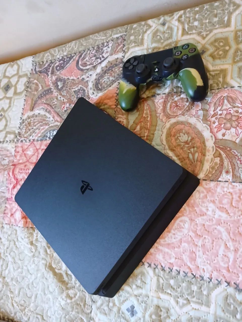 Playstation 4 slim 1tb - Foto 2
