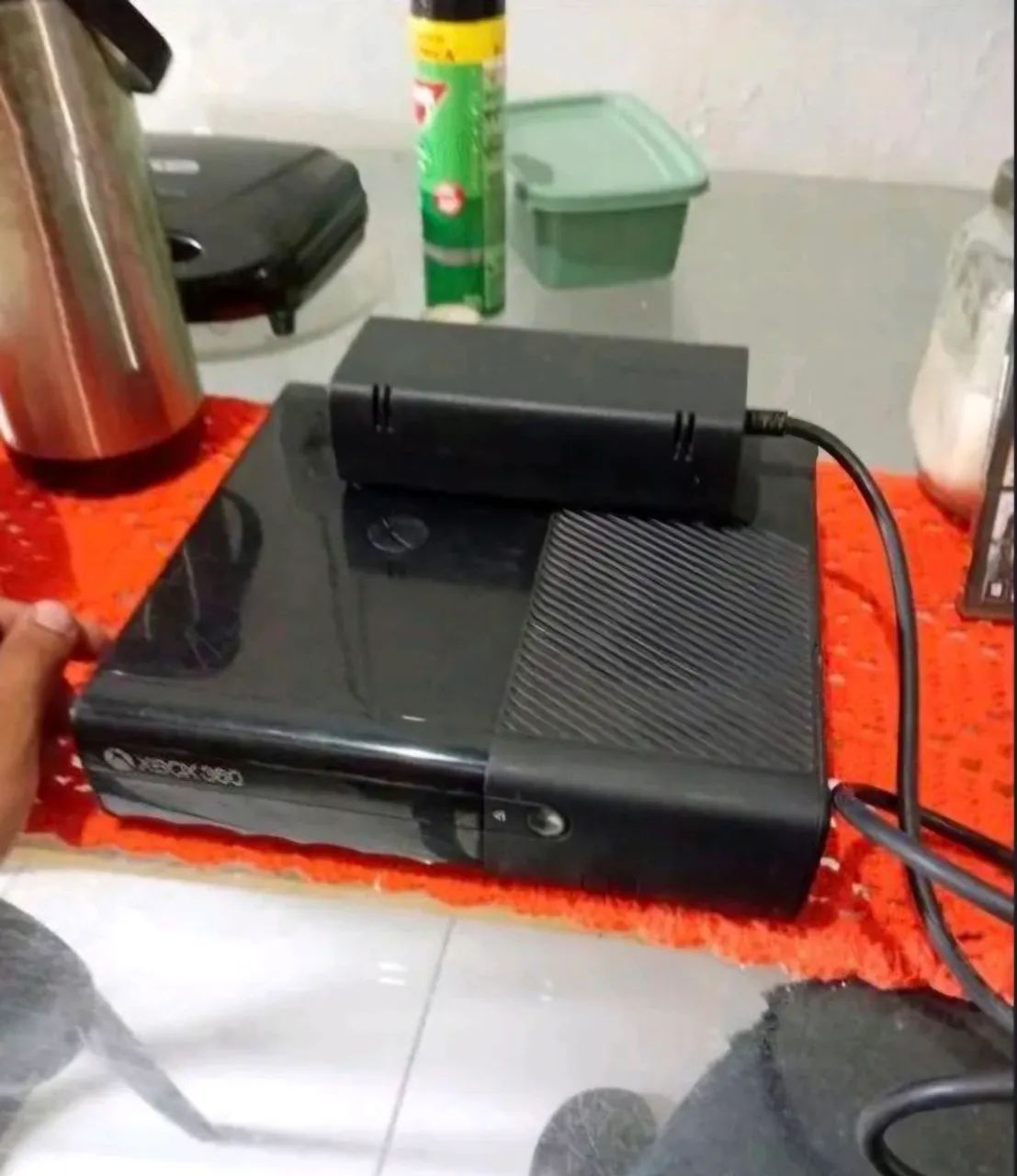 Xbox 360 super slim 