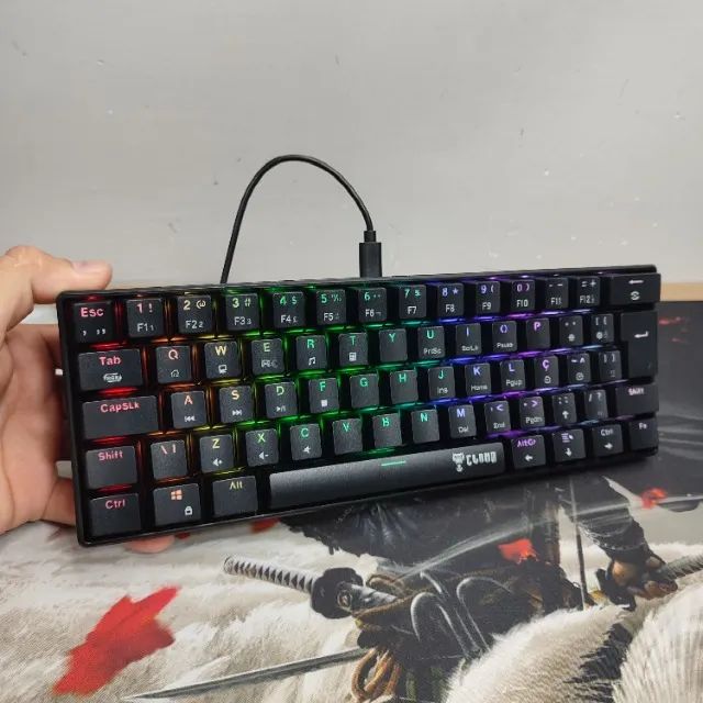 Teclado Gamer Mecânico 60% Night Walker V2 Compacto, rápido e pronto pro competitivo