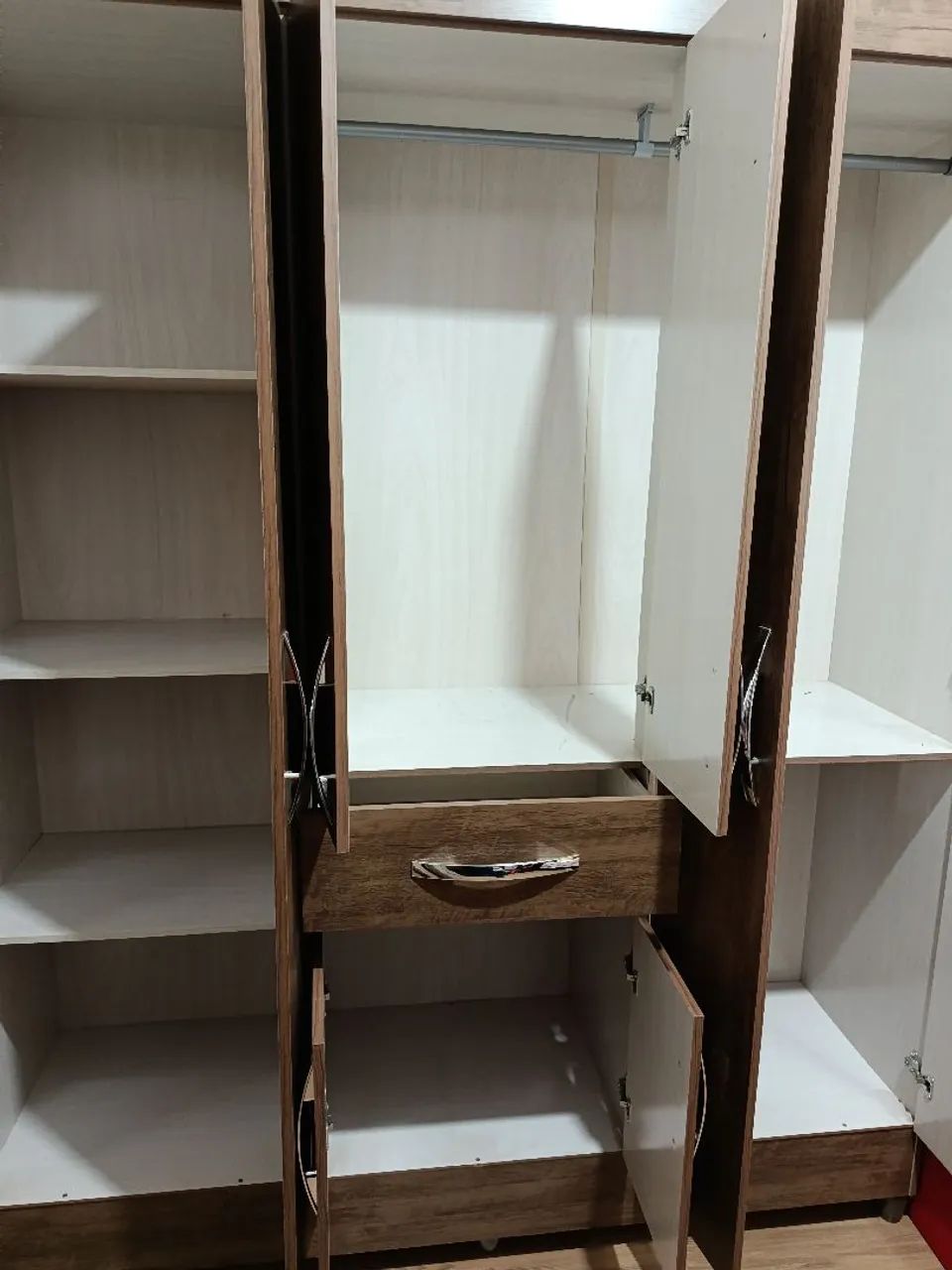 Guarda roupa 6 portas - Foto 3
