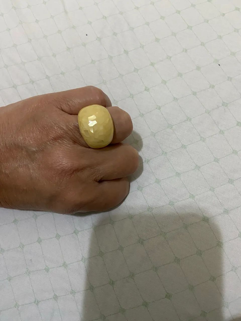 Anel com madrepérola 
