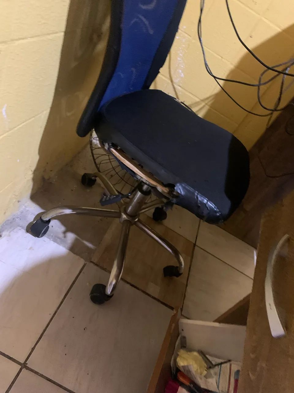 Cadeira de escritório  - Foto 2