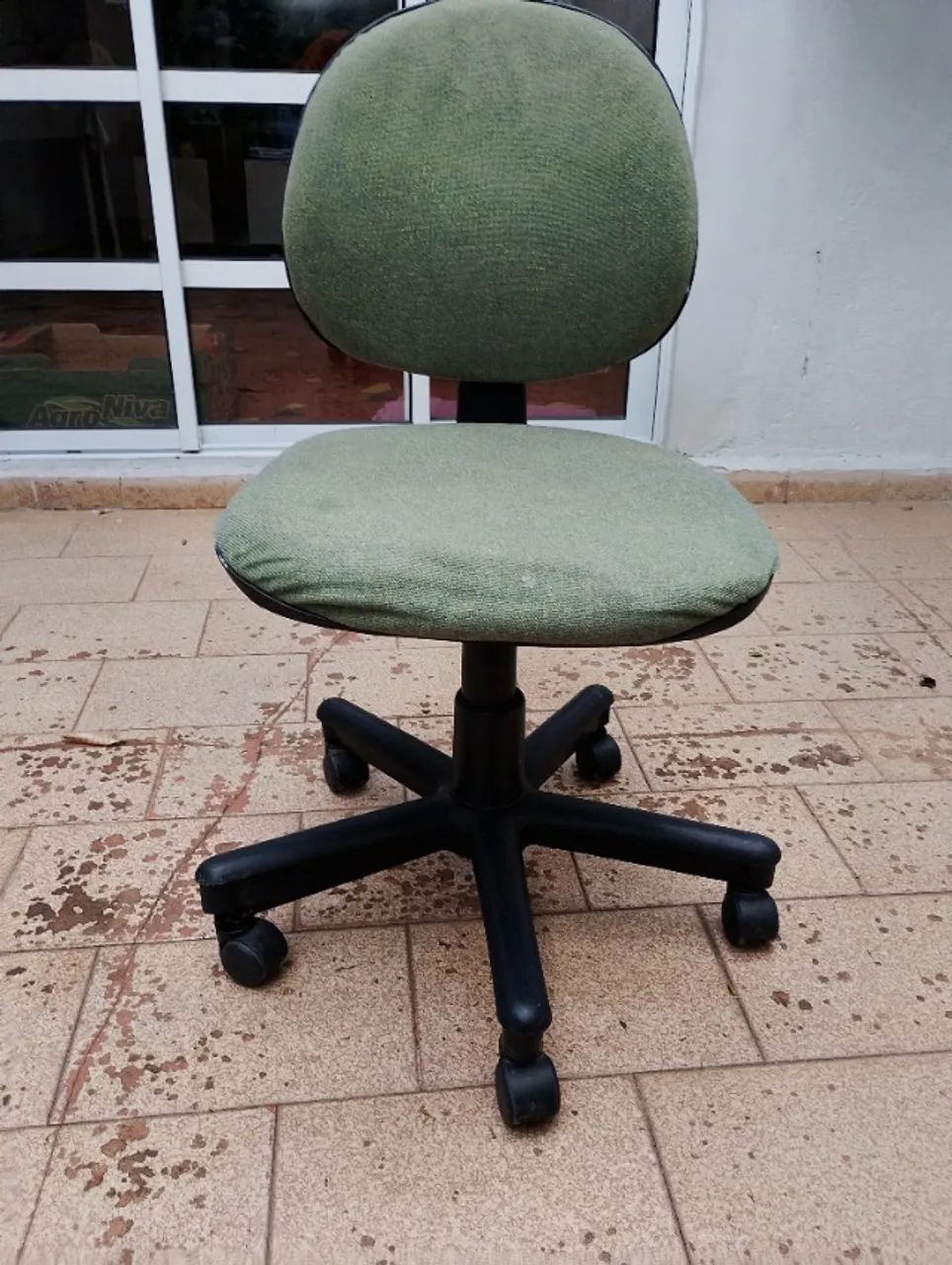 Cadeira escritório verde - Foto 2