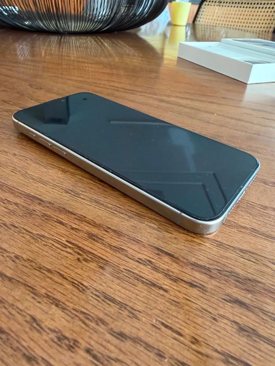 iPhone 15 Pro Max 256GB - Impecável, com cabo original
