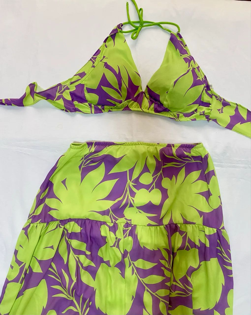 Conjunto de cropped e saia longa TAM GG - Foto 2