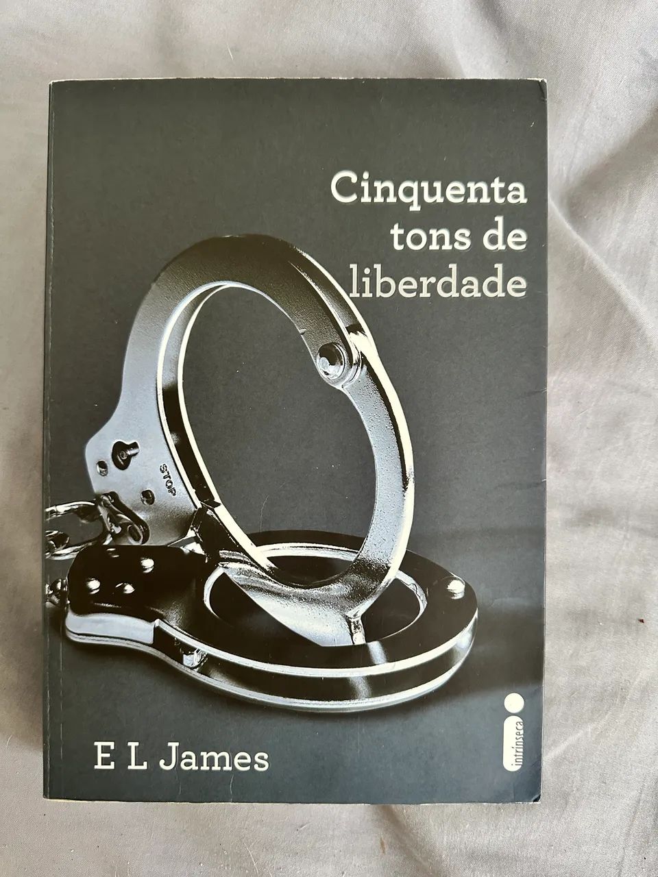 Trilogia 50 tons de cinzas - Foto 4