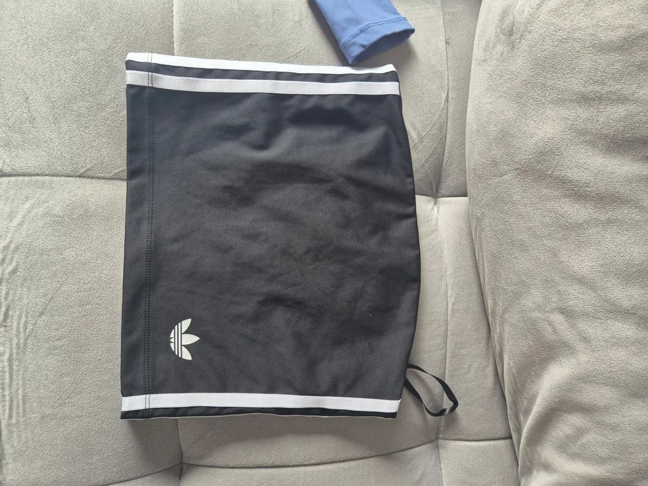 Adidas - Foto 2