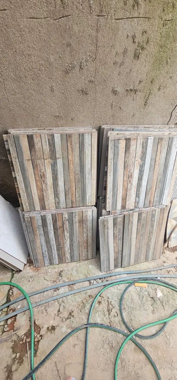 Piso ceramica Incefra 50x50x