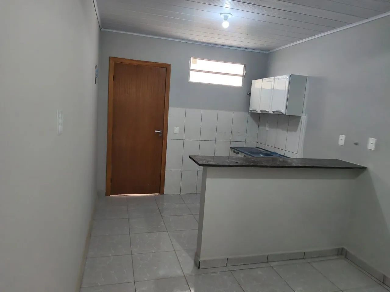 Alugo apartamento Ibes 1 quarto 