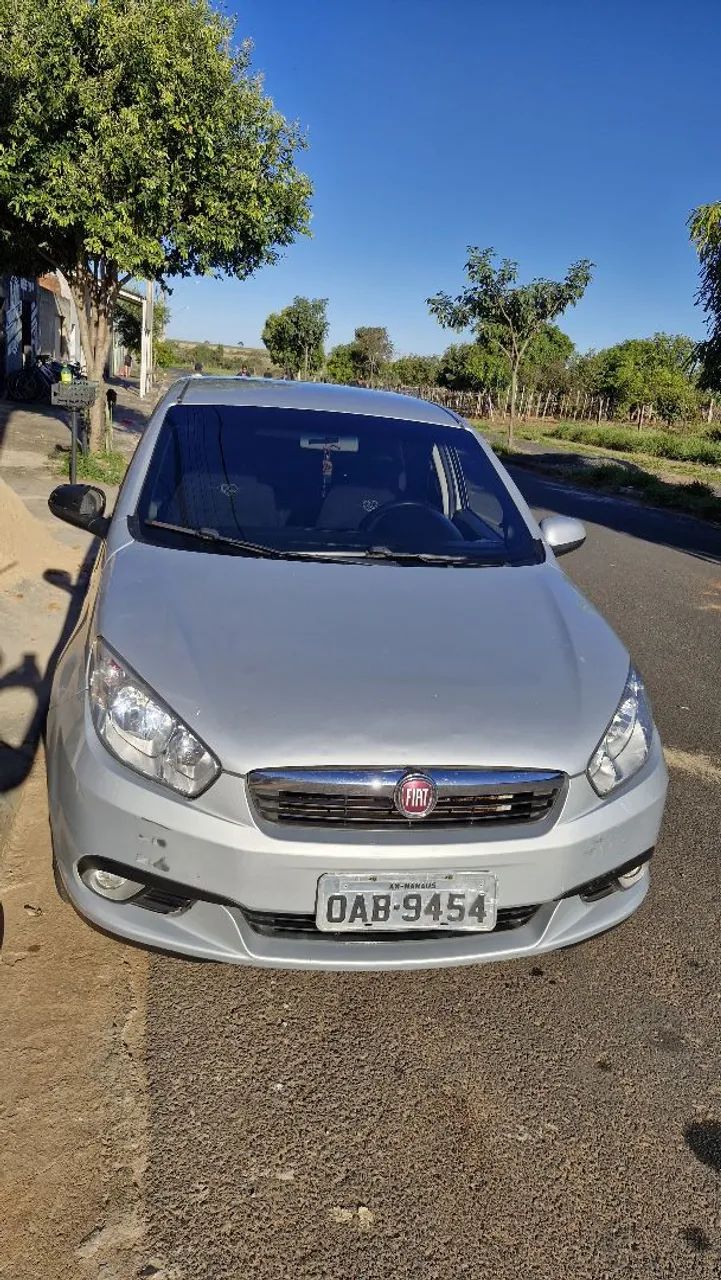 Fiat Grand Siena 2013