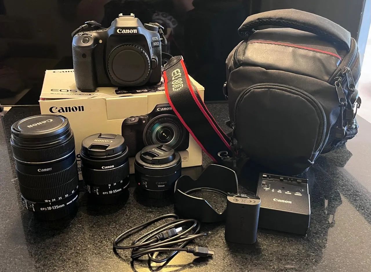 EOS 80D セット Câmera Cânon EOS 80D + 3 lentes + acessórios - Câmeras e