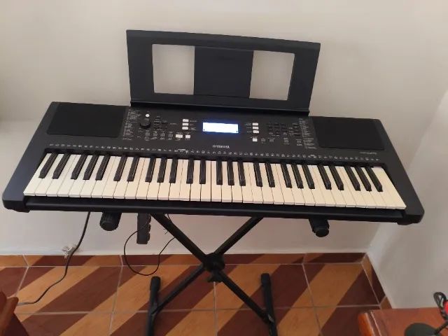 Teclado Yamaha PSR E-373