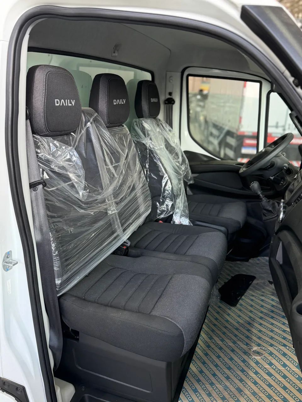 IVECO DAILY 35 CS - Foto 3