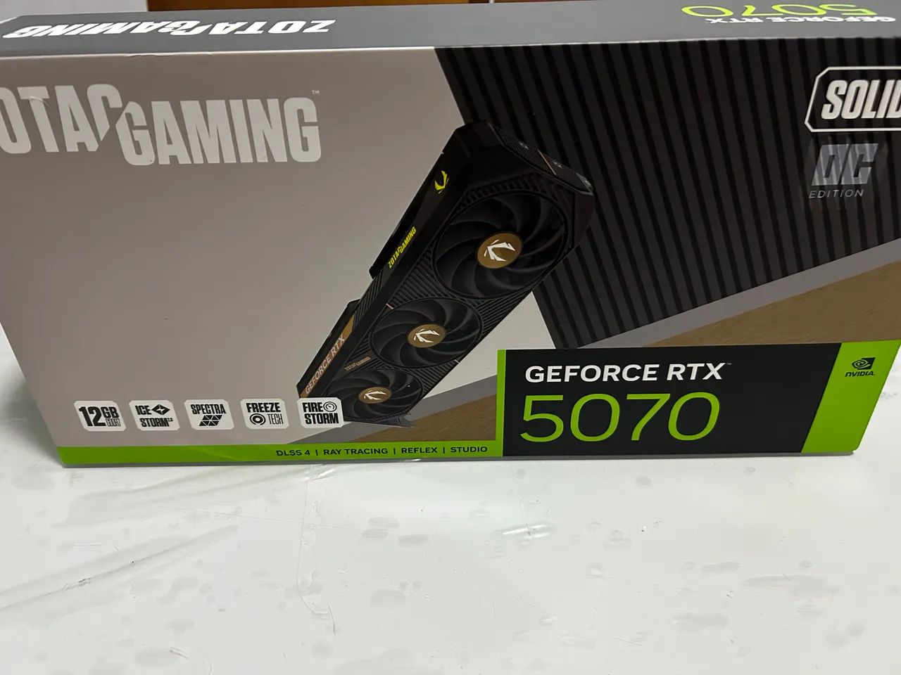 RTX 5070 ZOTAC TRIPLE FAN- NA CAIXA, LACRADA - Computadores e