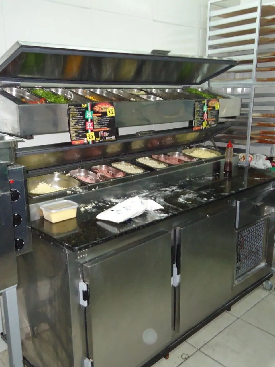 Balcão para pizzaria com freezer e condimentador,para o preparo de pizzas - Foto 5