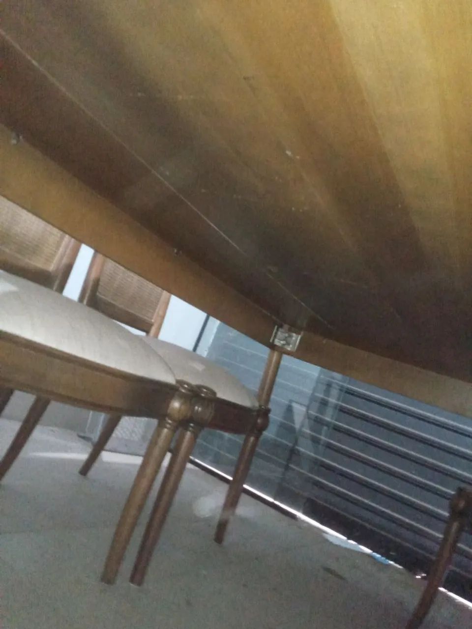MESA C/ 8 CADEIRAS (DESIGN CLÁSSICO)) - Foto 4