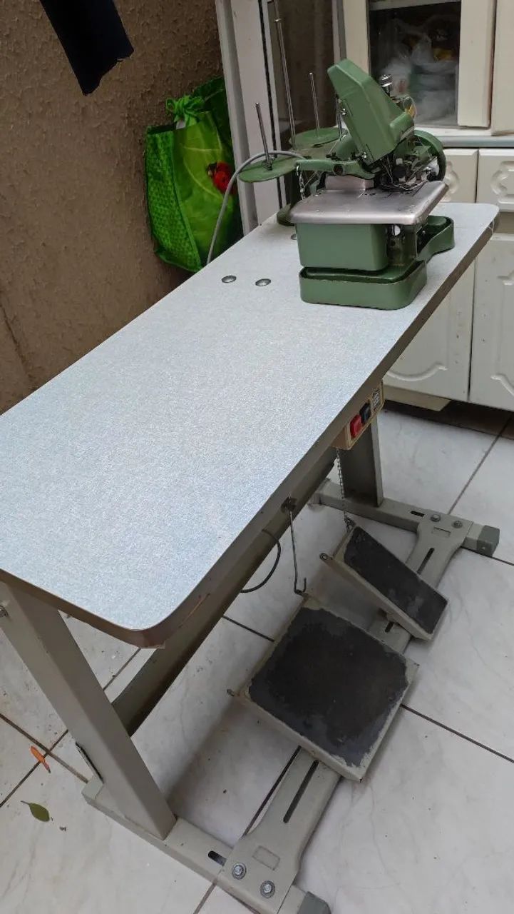 Máquina de Costura