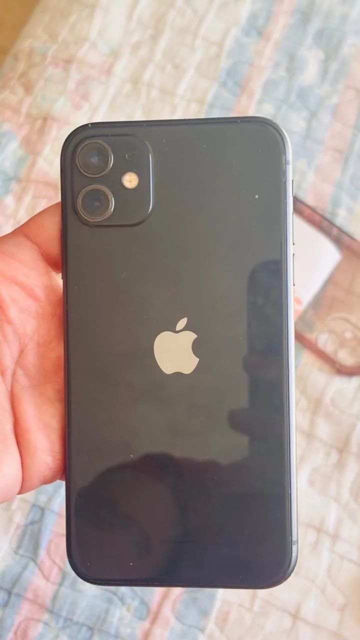 iphone 11 (semi novo) - Foto 2