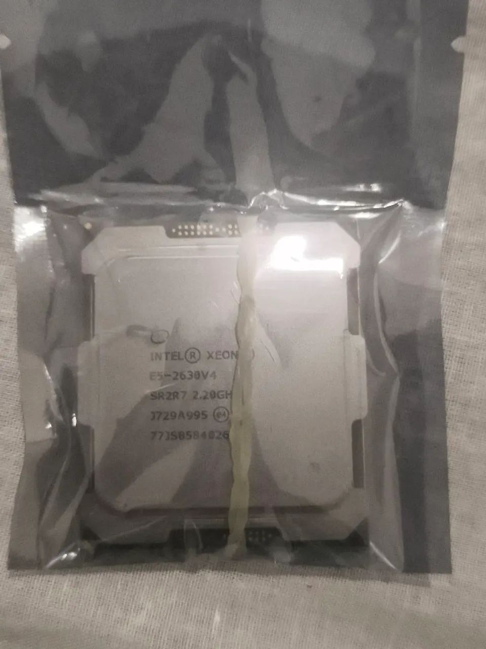 Xeon E5 2630 v4 - Foto 3