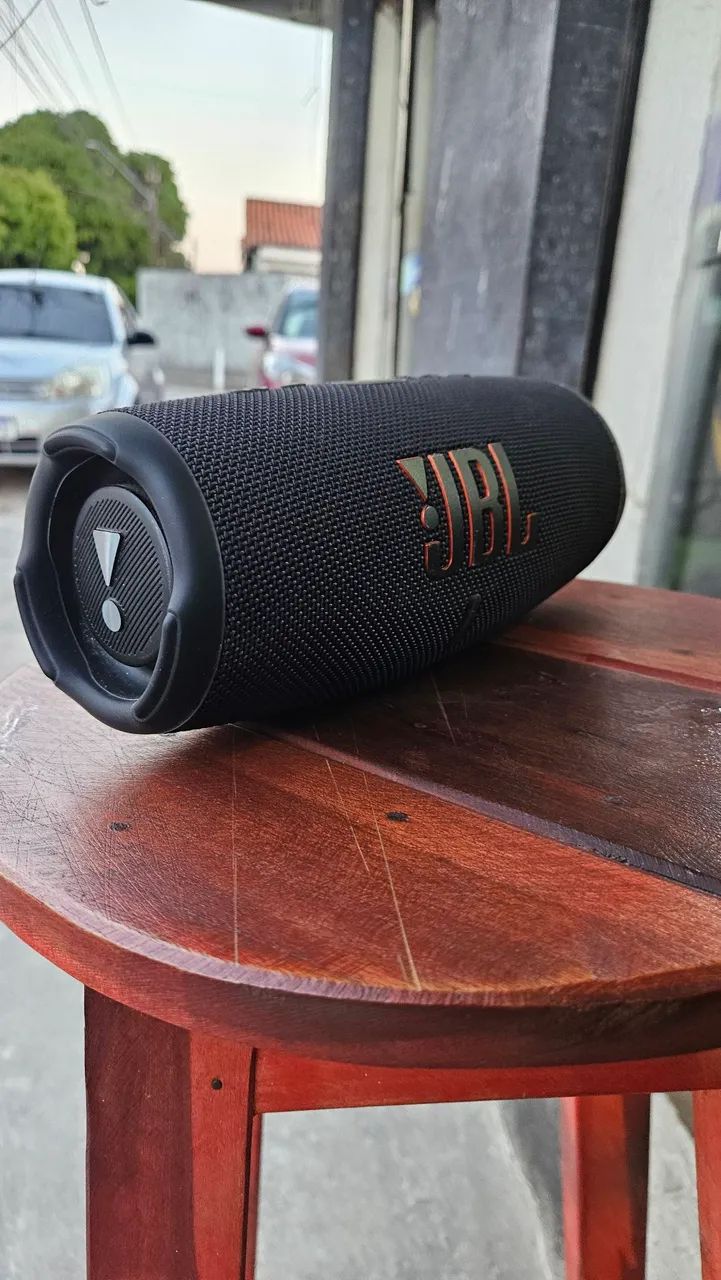 CAIXA JBL CHARGE 5