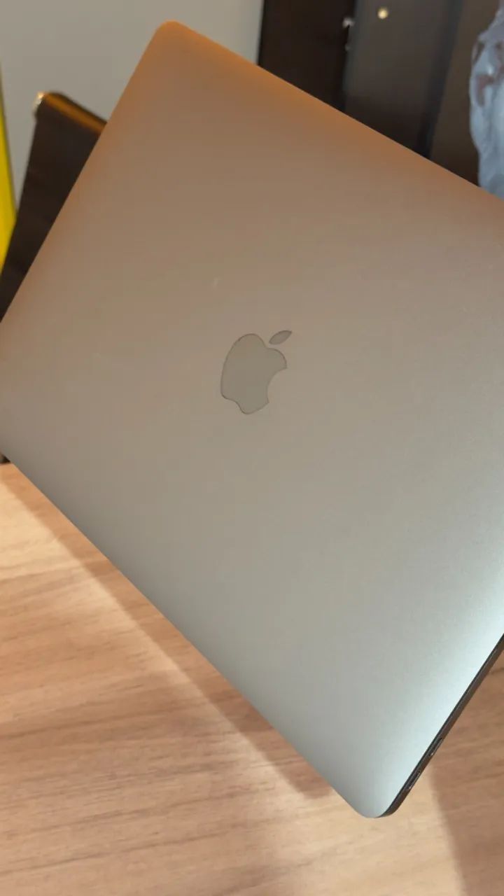 MacBook Pro 2017 | 8GB Ram | Intel Core i5 | 128GB SSD - Loja