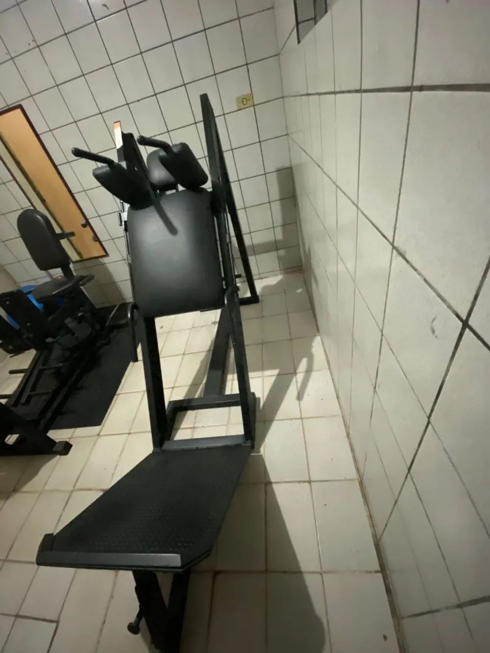Agachamento Hack - Foto 2