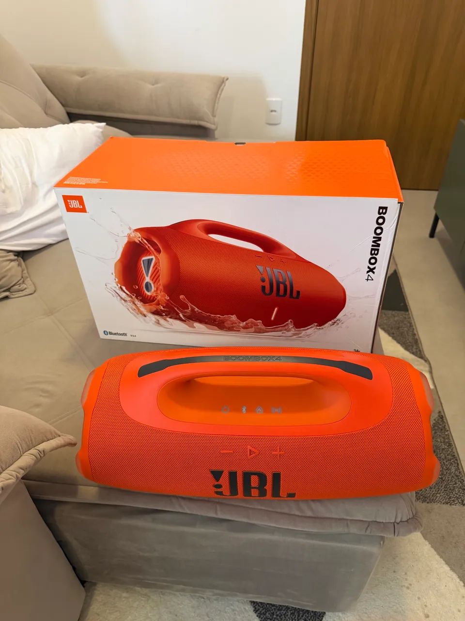 Vendo caixa JBL bom box 4 - Foto 2